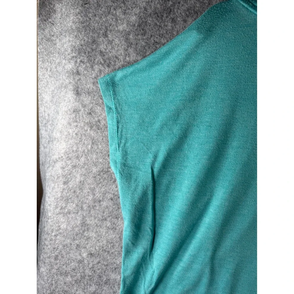 Nike Dri-FIT Womens Loose Fit Teal Heather Graphic T-Shirt‎ Scoop Neck Medium